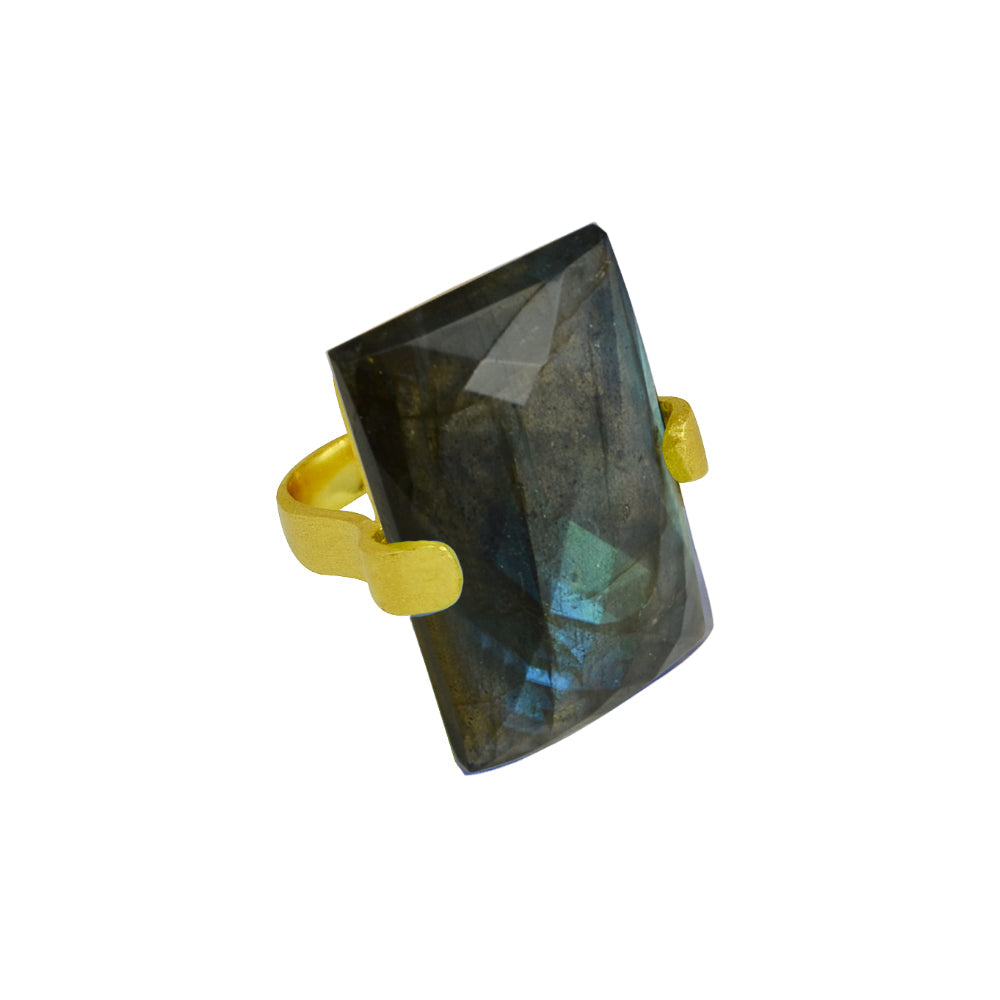 Zaina Ring