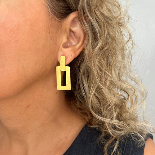 Alya Earring